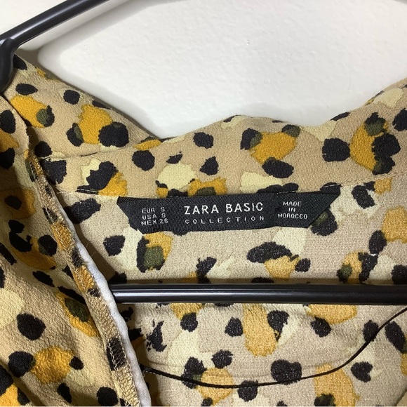 < Zara Chic Leopard Print Lightweight Blouse > - Picture 4 of 6
